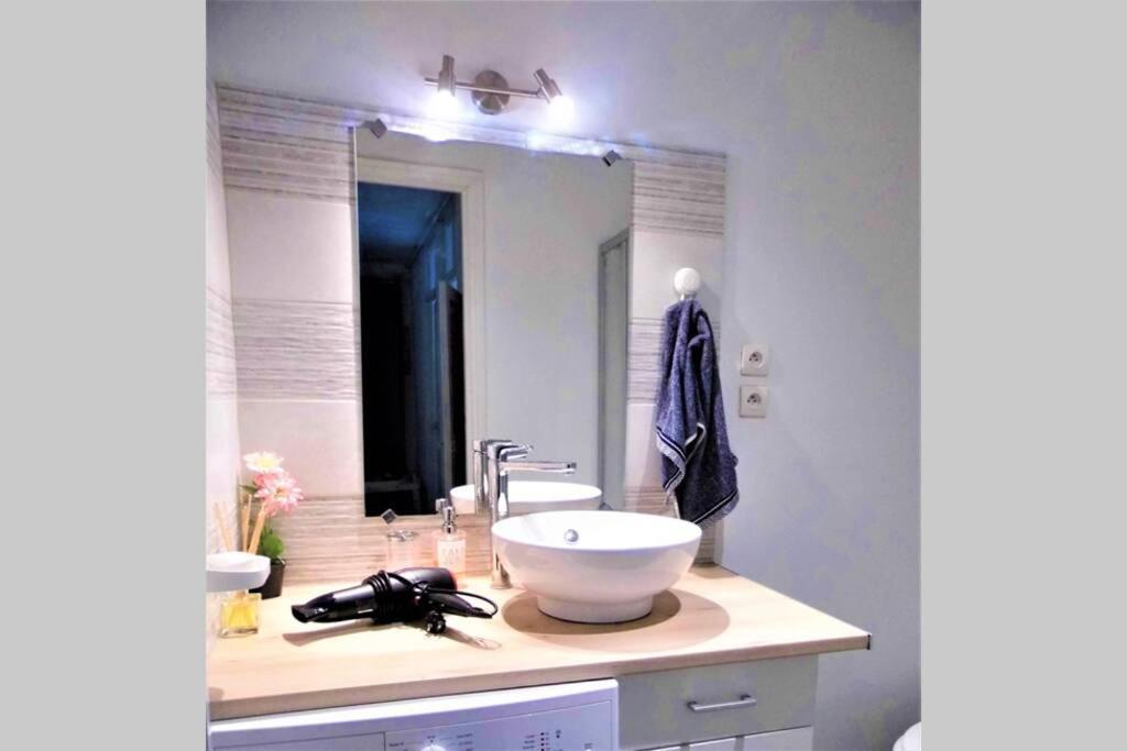 2 Spacious Bedrooms Near Riquier Station! Nice Eksteriør bilde